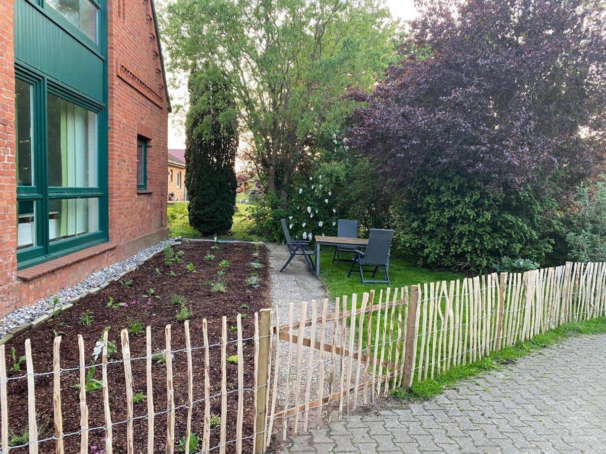 Rullstorf Ferienwohnung Garten Eben מראה חיצוני תמונה