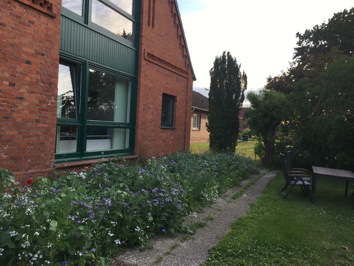 Rullstorf Ferienwohnung Garten Eben מראה חיצוני תמונה